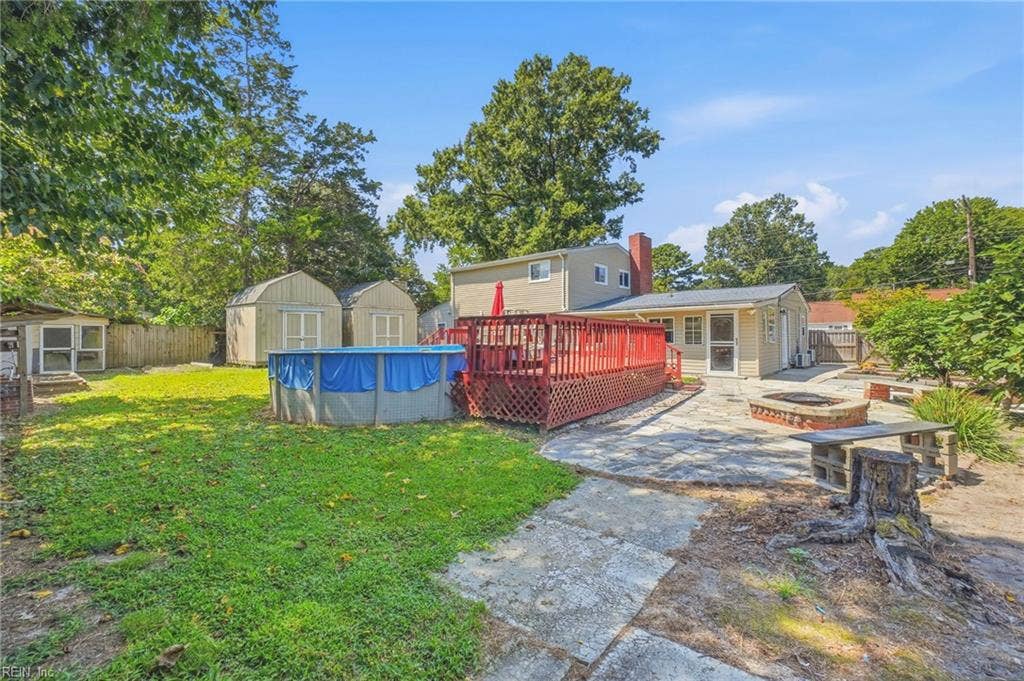 556 Caren Drive, Virginia Beach, VA 23452