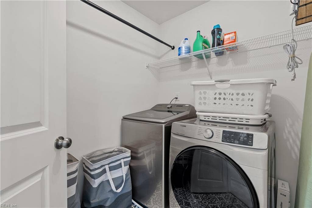 111 Brookside Lane, Suffolk, VA 23434 111 Brookside Lane, Suffolk, VA 23434