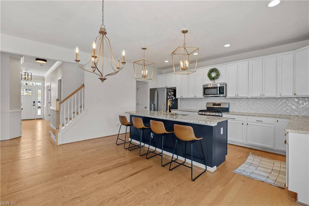 111 Brookside Lane, Suffolk, VA 23434 111 Brookside Lane, Suffolk, VA 23434