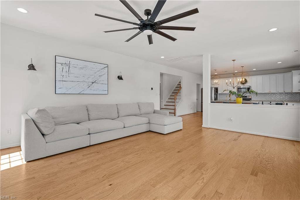 111 Brookside Lane, Suffolk, VA 23434 111 Brookside Lane, Suffolk, VA 23434