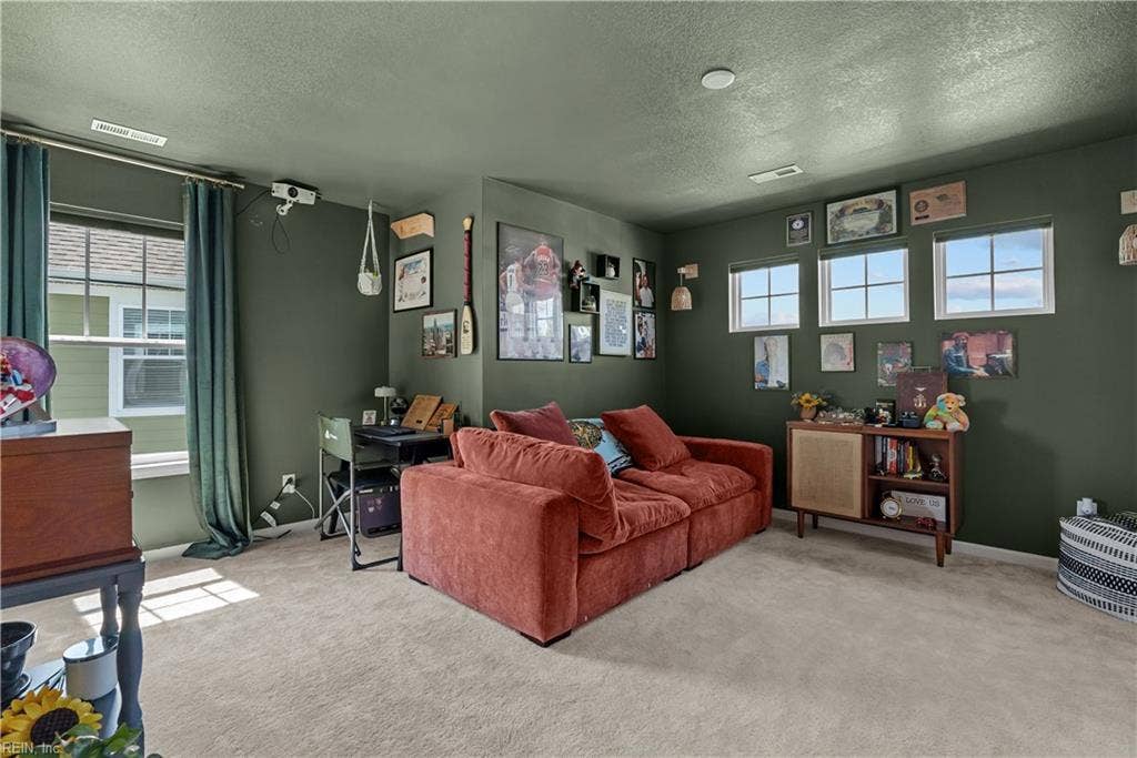 111 Brookside Lane, Suffolk, VA 23434 111 Brookside Lane, Suffolk, VA 23434