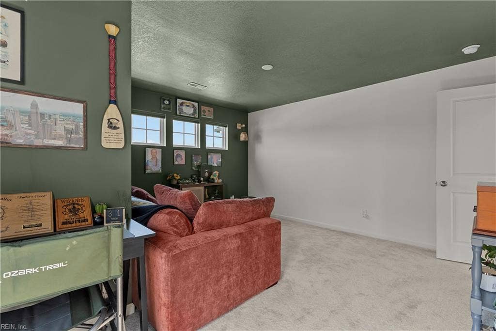 111 Brookside Lane, Suffolk, VA 23434 111 Brookside Lane, Suffolk, VA 23434