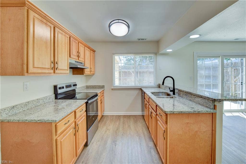 604 Oleander Circle, Kempsville, Virginia Beach, VA 23464 604 Oleander Circle, Kempsville, Virginia Beach, VA 23464