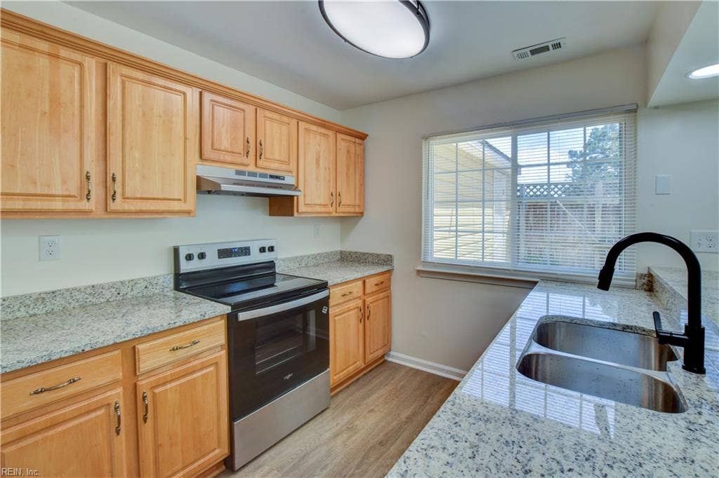 604 Oleander Circle, Kempsville, Virginia Beach, VA 23464 604 Oleander Circle, Kempsville, Virginia Beach, VA 23464