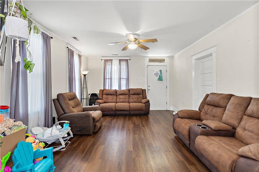 414 Lee Street, Hampton, VA 23669
