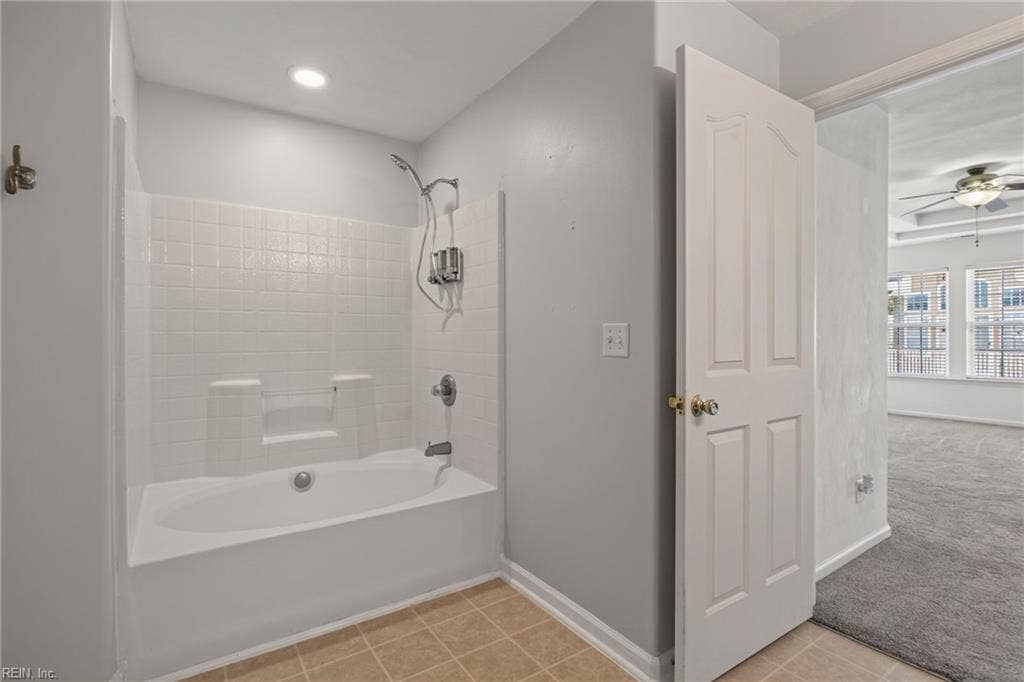 3943 Filbert Way, Carriage Homes @ Towne Sq, Virginia Beach, VA 23462 Primary shower.