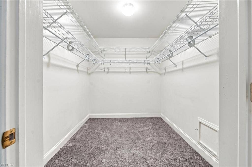 Primary Closet walk in