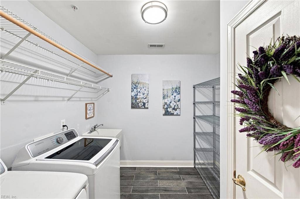 Large Laundry Room