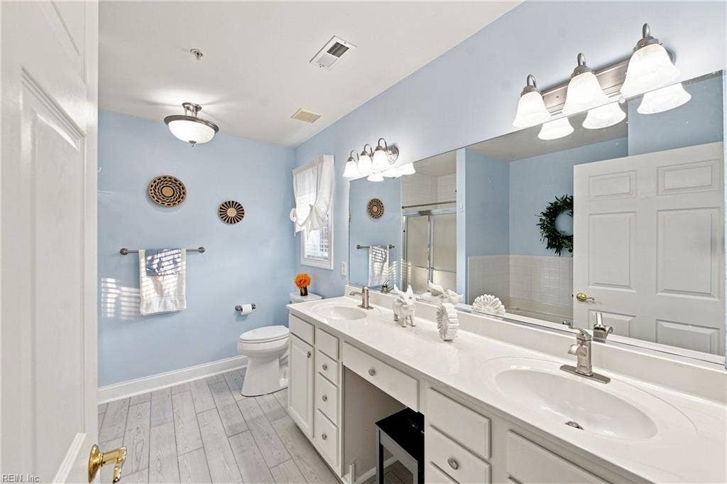 Primary Bath double Vanity