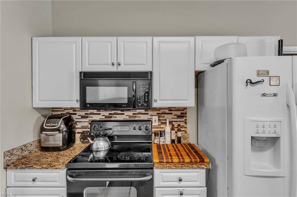 206 Eagle Creek Road, Moyock, NC 27958 206 Eagle Creek Road, Moyock, NC 27958