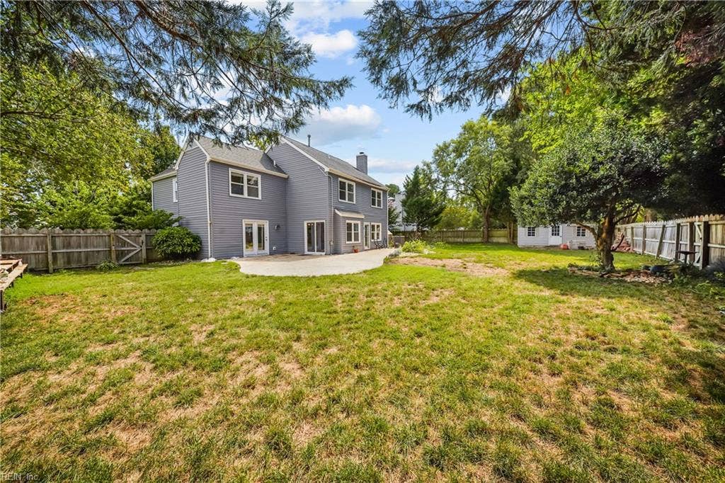 1489 Round Hill Drive, Virginia Beach, VA 23456