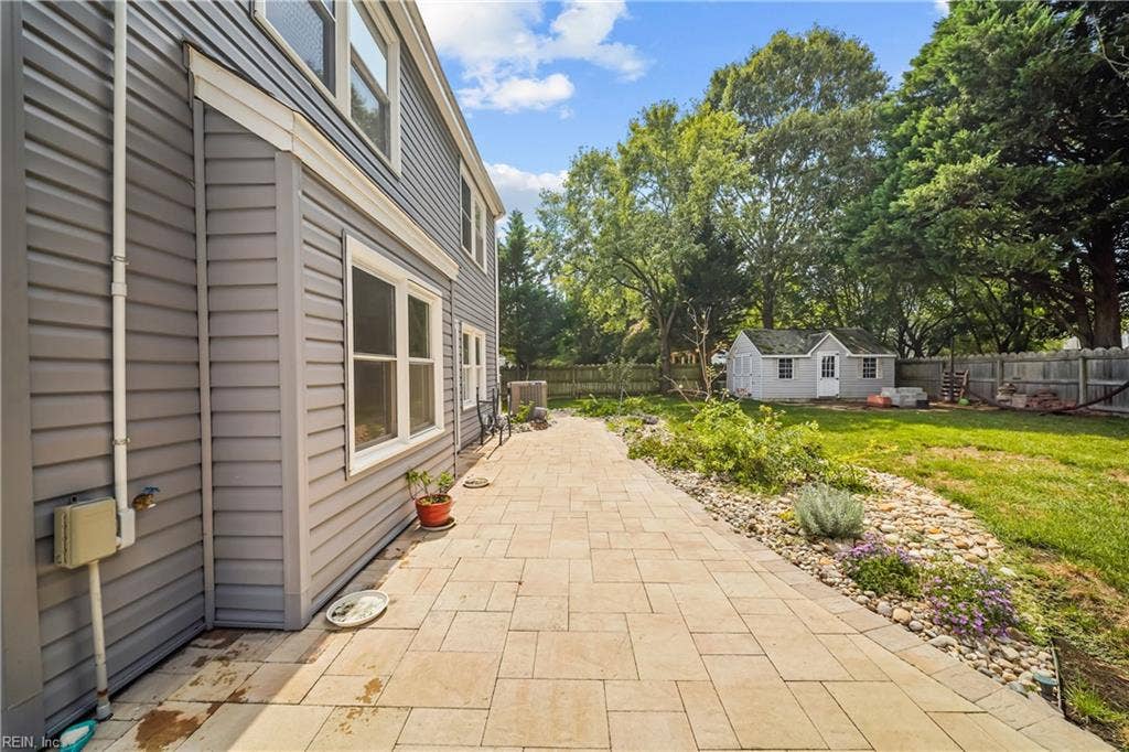 1489 Round Hill Drive, Virginia Beach, VA 23456