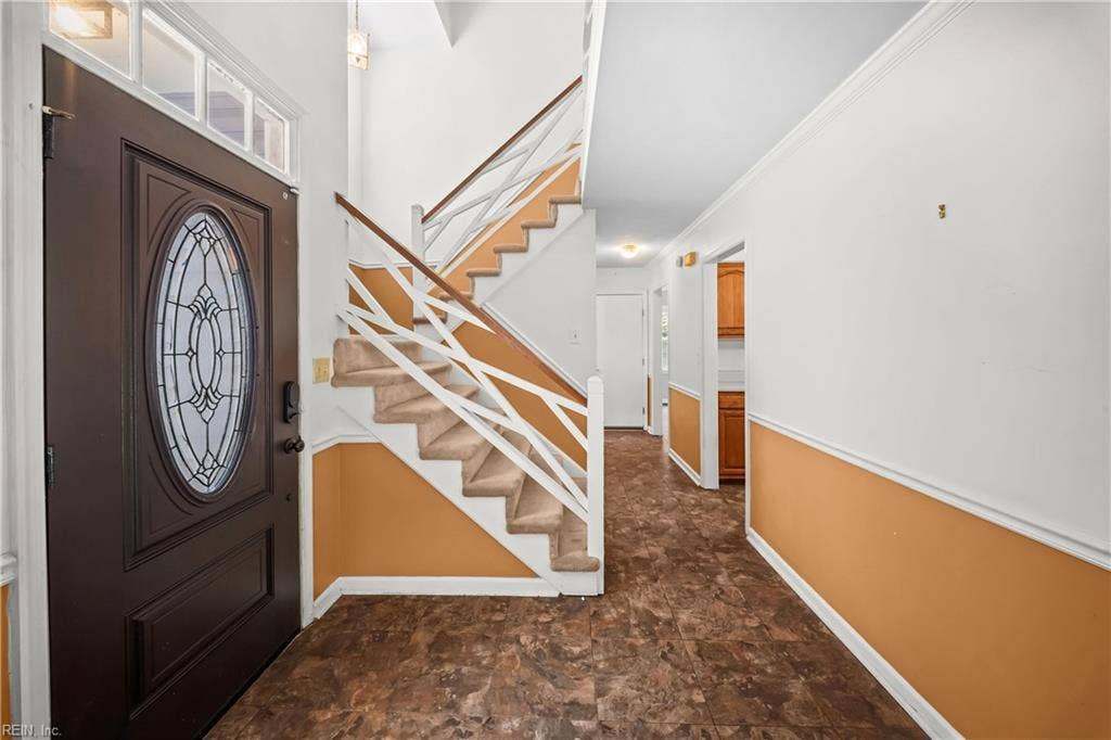 1489 Round Hill Drive, Virginia Beach, VA 23456