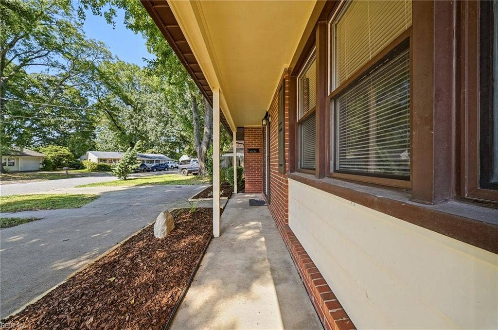 5725 Cheyenne Circle, Carolanne Farms, Virginia Beach, VA 23462 5725 Cheyenne Circle, Carolanne Farms, Virginia Beach, VA 23462