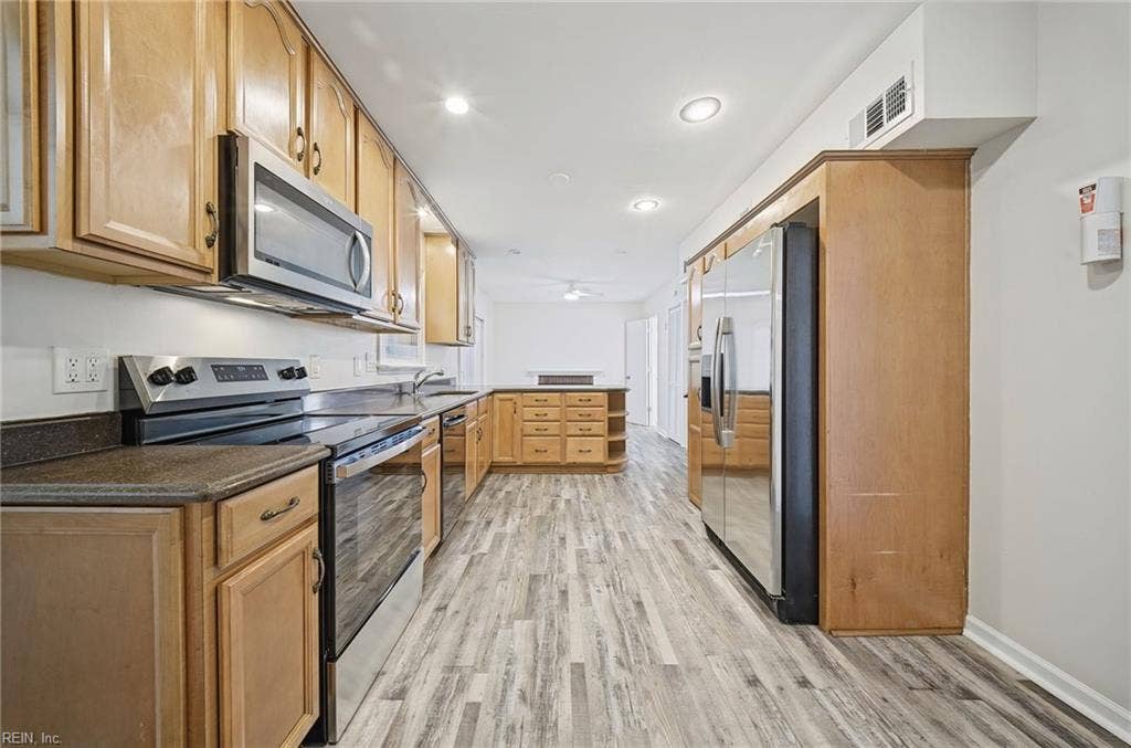 5725 Cheyenne Circle, Carolanne Farms, Virginia Beach, VA 23462 5725 Cheyenne Circle, Carolanne Farms, Virginia Beach, VA 23462