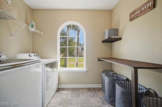 8484 Patrick Henry Way, Patriots Walk, Gloucester, VA 23061