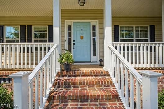 8484 Patrick Henry Way, Patriots Walk, Gloucester, VA 23061