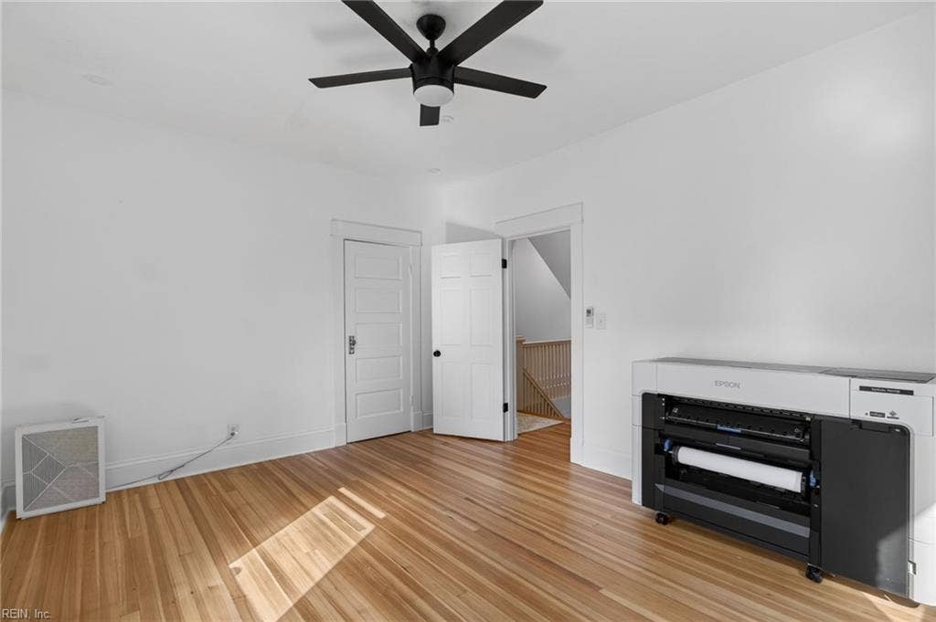 711 Pennsylvania Avenue, Norfolk, VA 23508 2nd floor bedroom