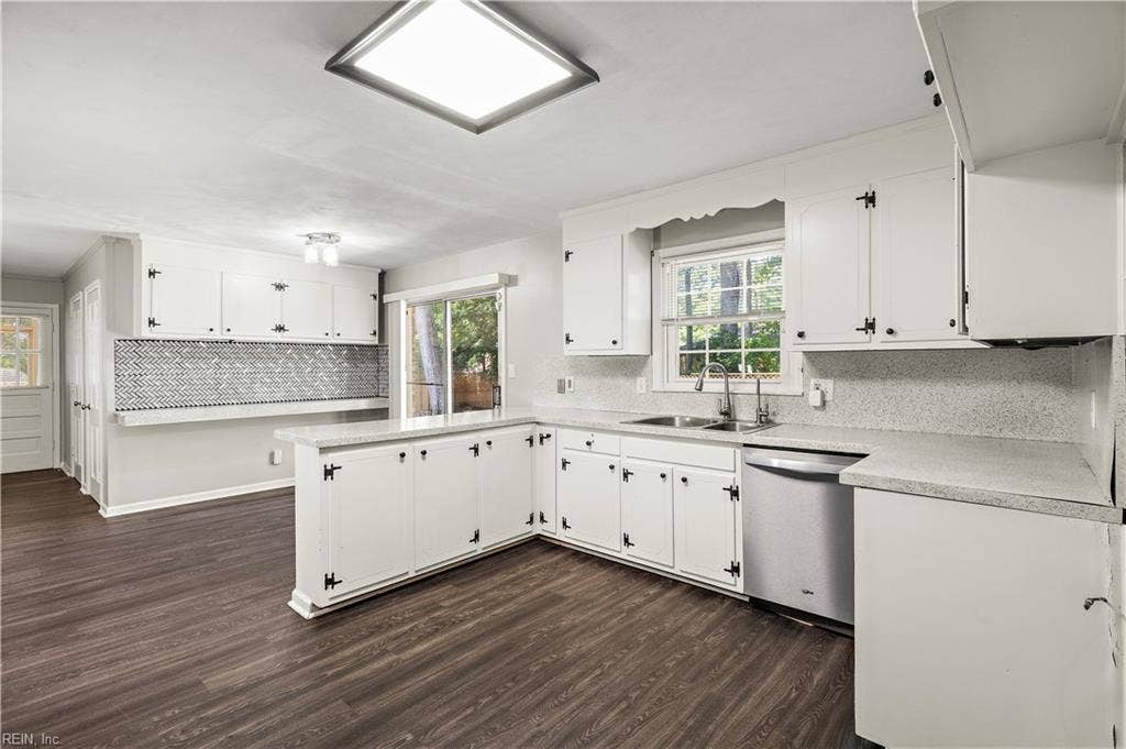 179 Corinthia Drive, Newport News, VA 23608 179 Corinthia Drive, Newport News, VA 23608