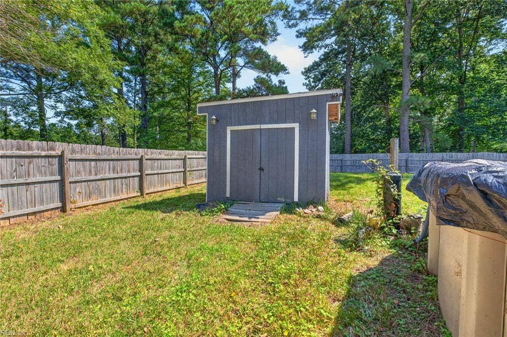 905 Washington Drive, Washington Heights, Chesapeake, VA 23322 905 Washington Drive, Washington Heights, Chesapeake, VA 23322
