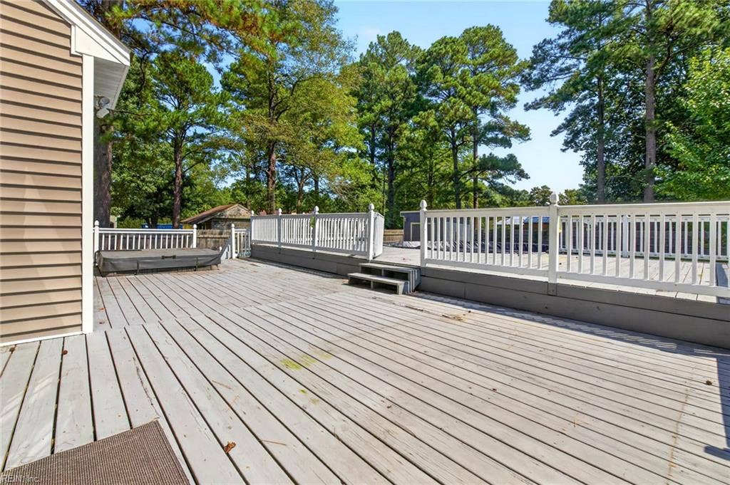 905 Washington Drive, Washington Heights, Chesapeake, VA 23322 905 Washington Drive, Washington Heights, Chesapeake, VA 23322