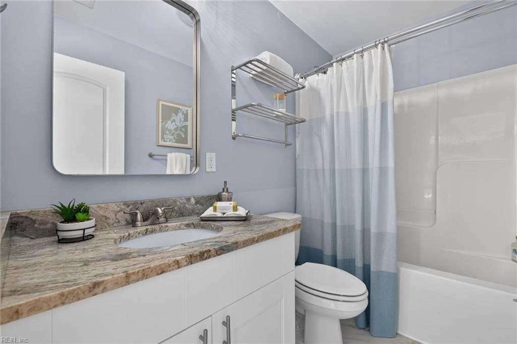 905 Washington Drive, Washington Heights, Chesapeake, VA 23322 905 Washington Drive, Washington Heights, Chesapeake, VA 23322