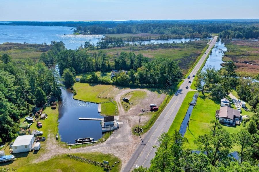 101 Sutryk Court, Sound Woods Estates, Moyock, NC 27958