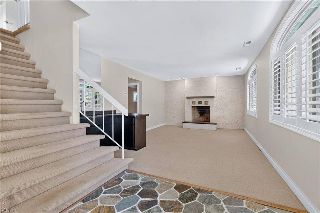 6109 Ocean Front Avenue, Virginia Beach, VA 23451