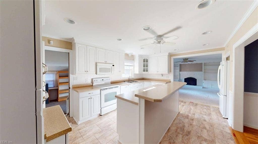 228 Falcon Drive, Maxwell Gardens, Newport News, VA 23606 228 Falcon Drive, Maxwell Gardens, Newport News, VA 23606