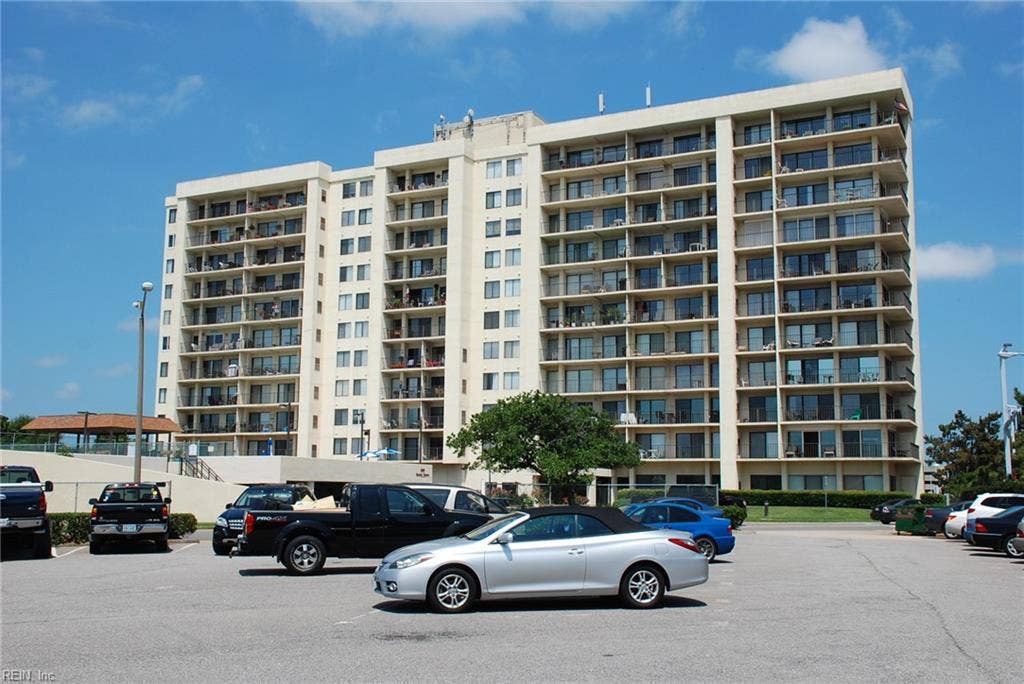 500 Pacific Avenue, #405, Pacific South Condos, Virginia Beach, VA 23451