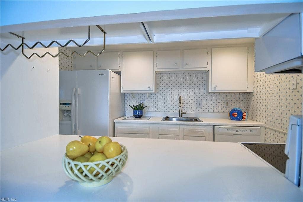 500 Pacific Avenue, #405, Pacific South Condos, Virginia Beach, VA 23451