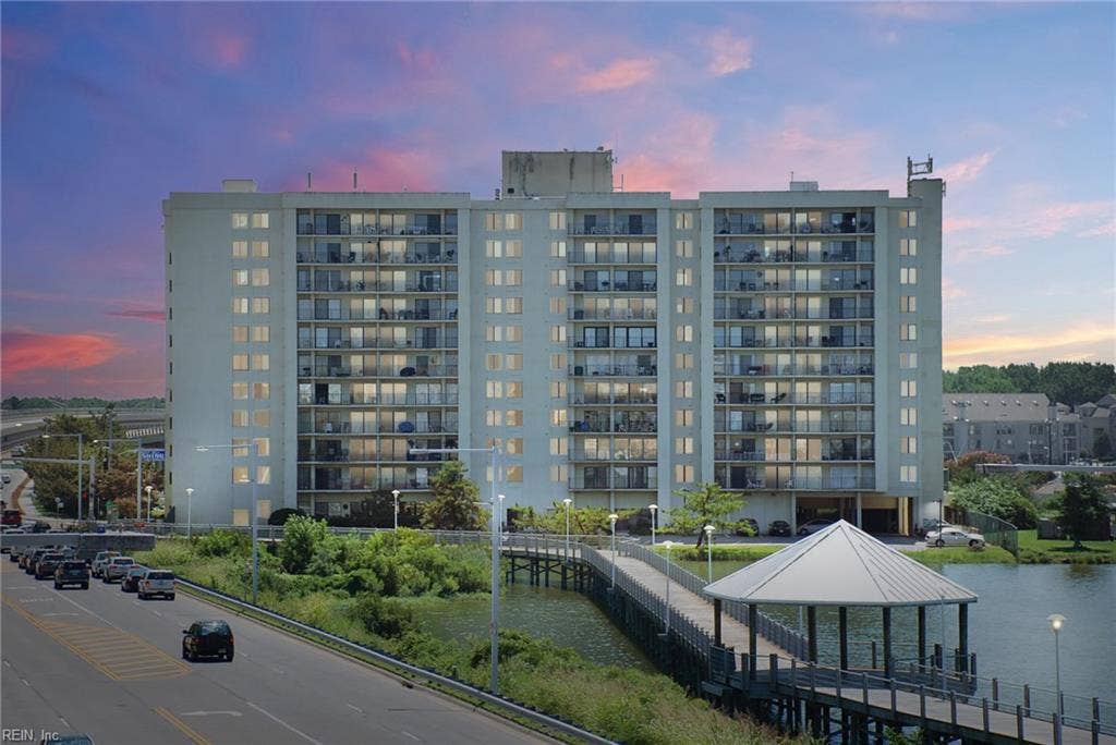 500 Pacific Avenue, #405, Pacific South Condos, Virginia Beach, VA 23451