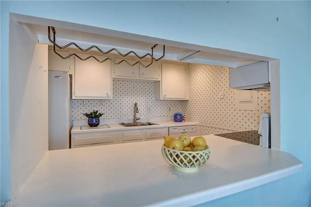 500 Pacific Avenue, #405, Pacific South Condos, Virginia Beach, VA 23451