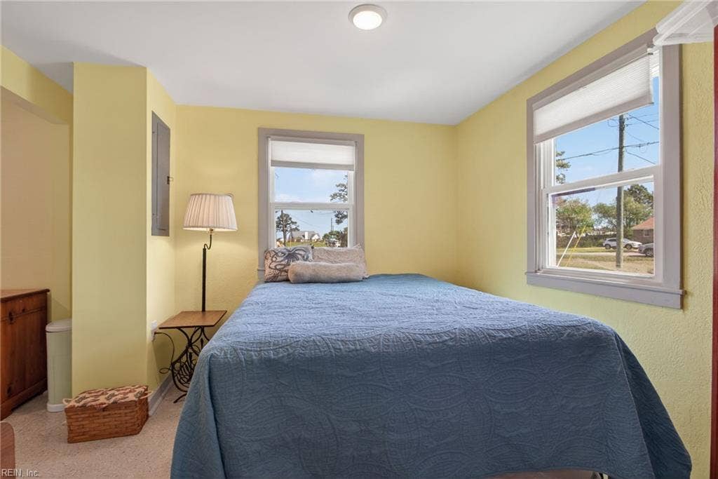 1309 Dandy Loop Road, Yorktown, VA 23692