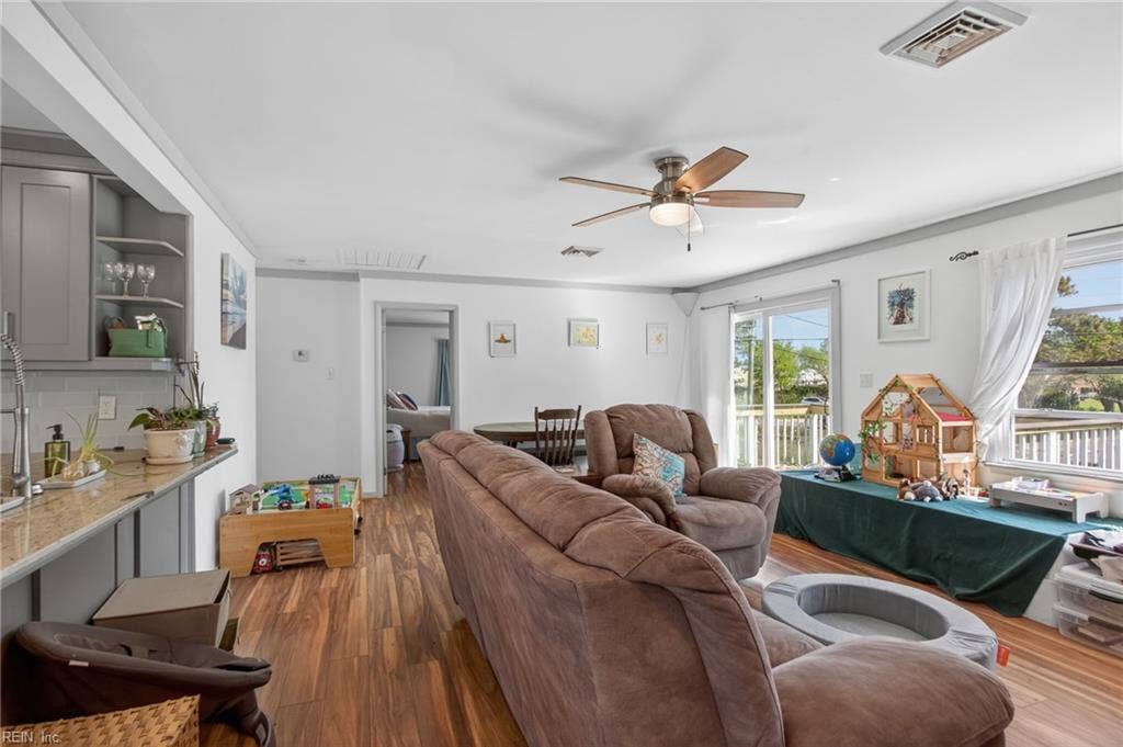 1309 Dandy Loop Road, Yorktown, VA 23692