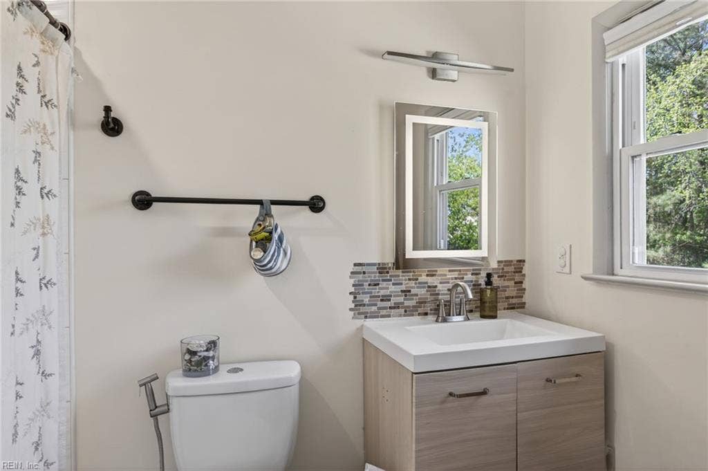 1309 Dandy Loop Road, Yorktown, VA 23692