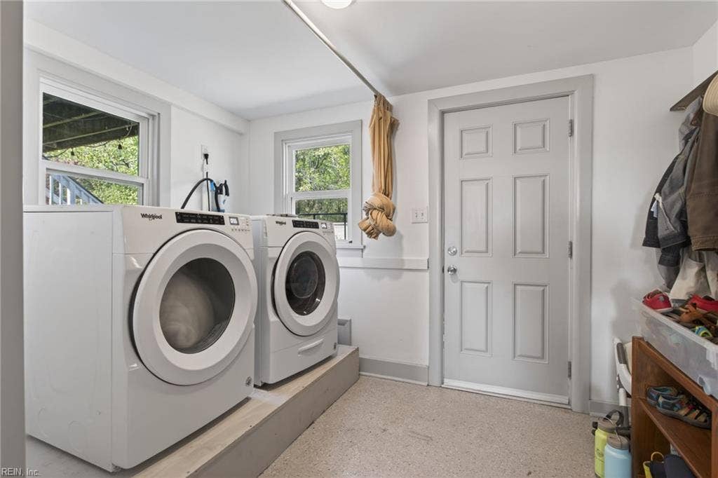 1309 Dandy Loop Road, Yorktown, VA 23692