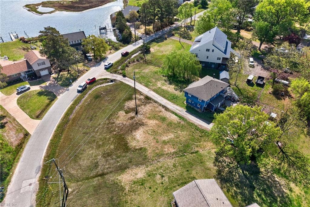 1309 Dandy Loop Road, Yorktown, VA 23692