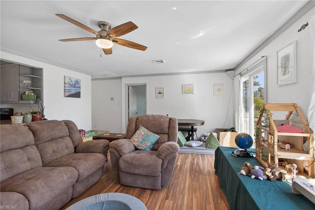 1309 Dandy Loop Road, Yorktown, VA 23692