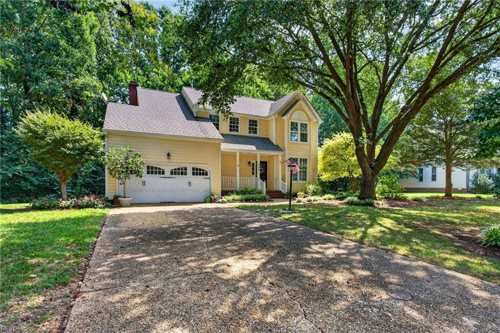 305 Clipper Creek Lane, Smithfield, VA 23430 305 Clipper Creek Lane, Smithfield, VA 23430