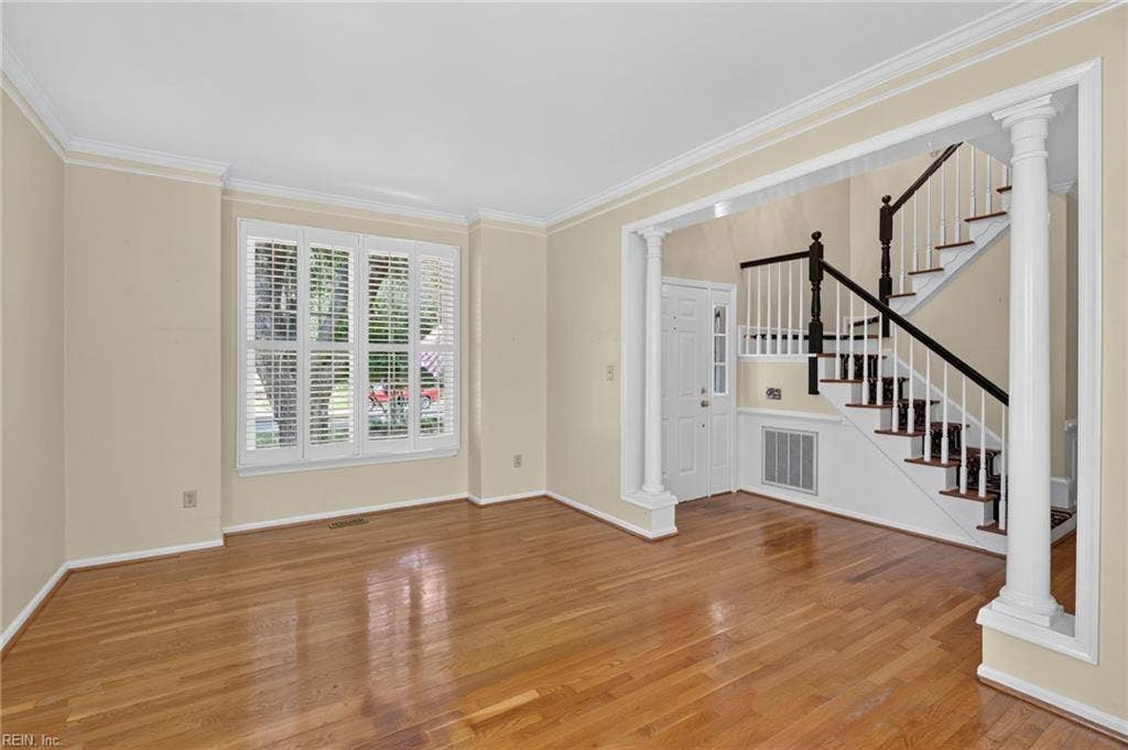 305 Clipper Creek Lane, Smithfield, VA 23430 305 Clipper Creek Lane, Smithfield, VA 23430