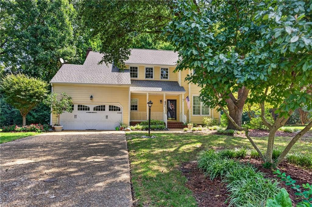 305 Clipper Creek Lane, Smithfield, VA 23430 305 Clipper Creek Lane, Smithfield, VA 23430