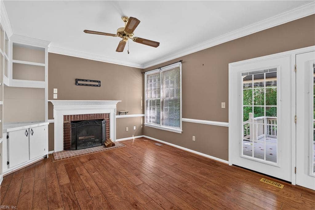 305 Clipper Creek Lane, Smithfield, VA 23430 305 Clipper Creek Lane, Smithfield, VA 23430