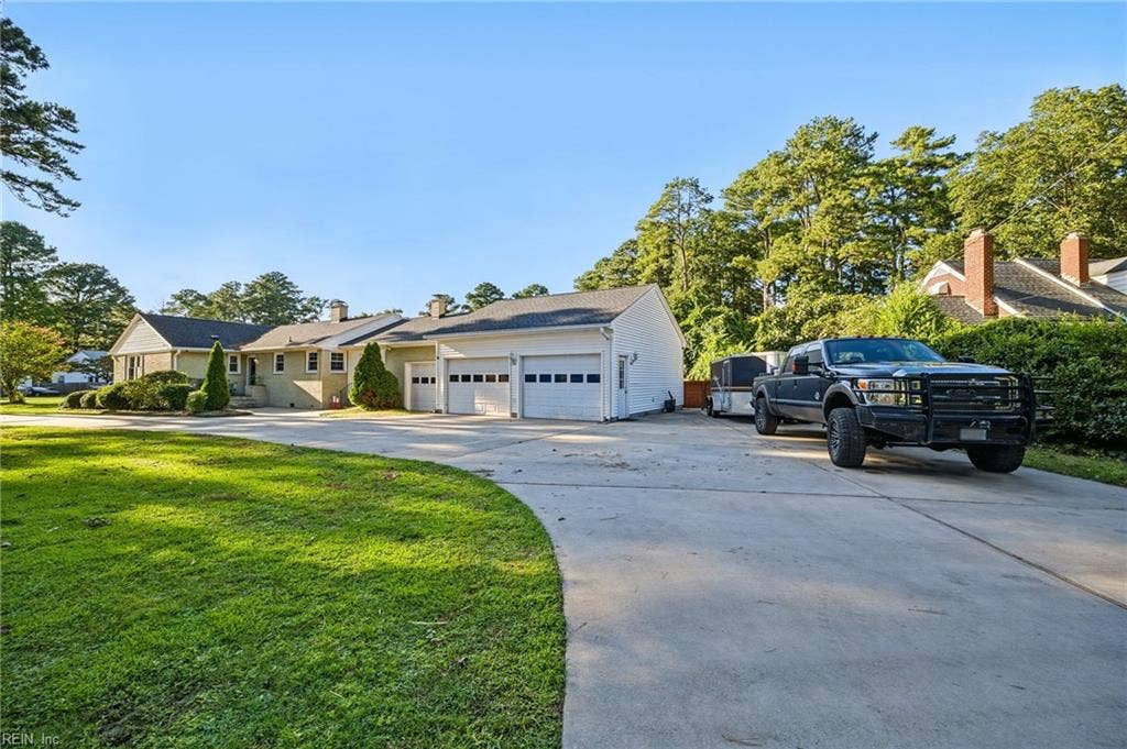4400 Duke Drive, Portsmouth, VA 23703