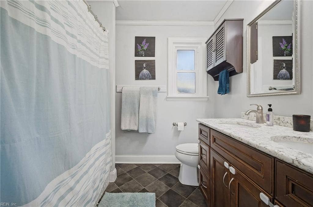 4400 Duke Drive, Portsmouth, VA 23703