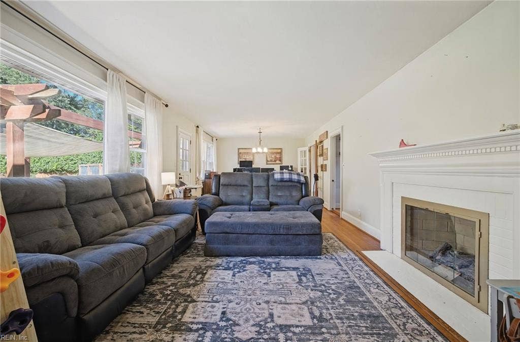 4400 Duke Drive, Portsmouth, VA 23703
