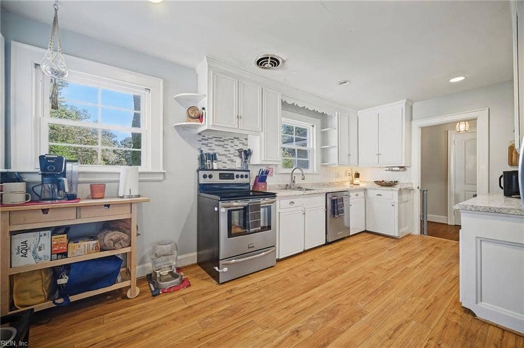 4400 Duke Drive, Portsmouth, VA 23703