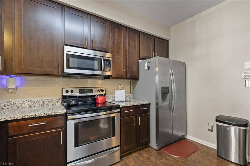 309 Waterside Drive, #37, Hampton, VA 23666