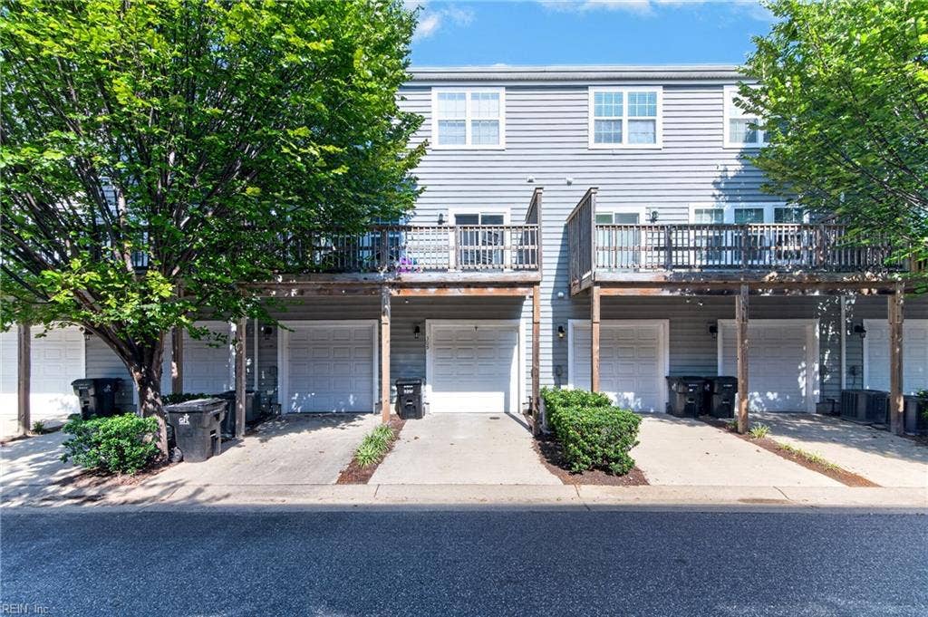 One-car garage and deck at the rear of 309 Waterside Drive.