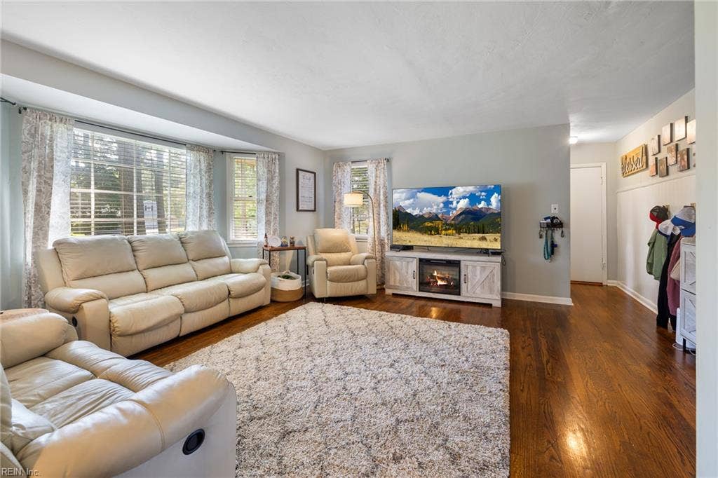 312 Thelmar Lane, Park Manor, Portsmouth, VA 23701 digitally decluttered